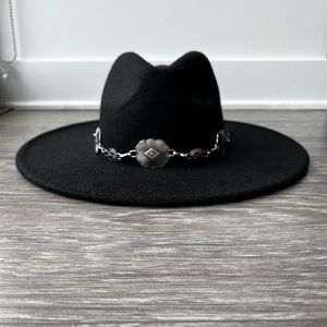 Altar’d State | Medallion Hat | Black | OS